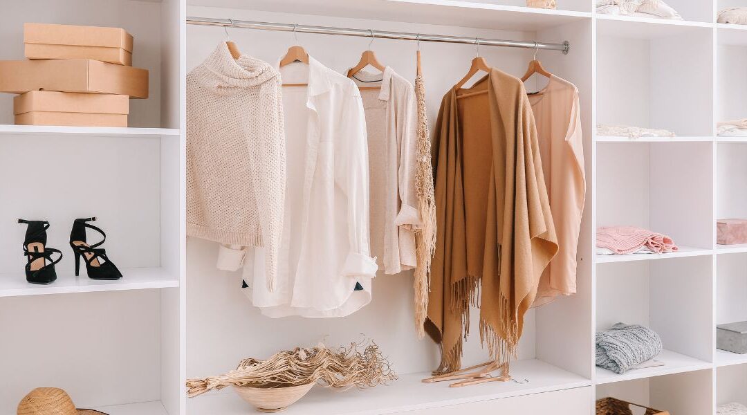 Why you need a capsule wardrobe (and how to create your very own capsule wardrobe for spring)