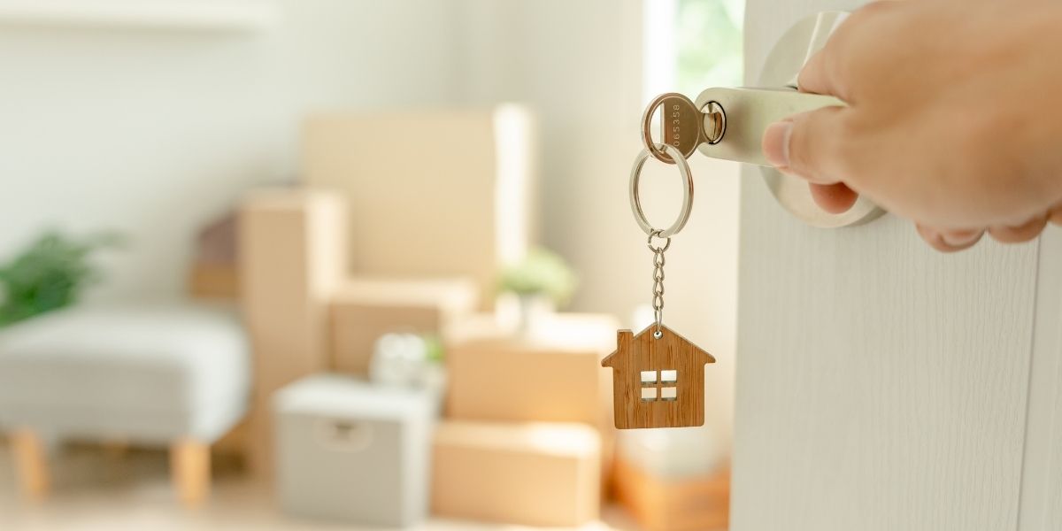 How to declutter before you move house How to declutter before you move house